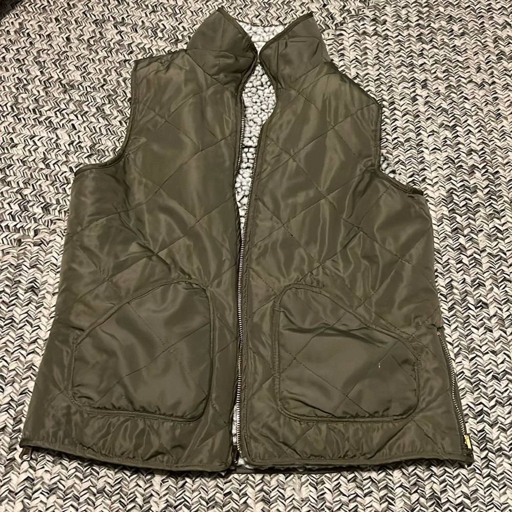 Reversible vest